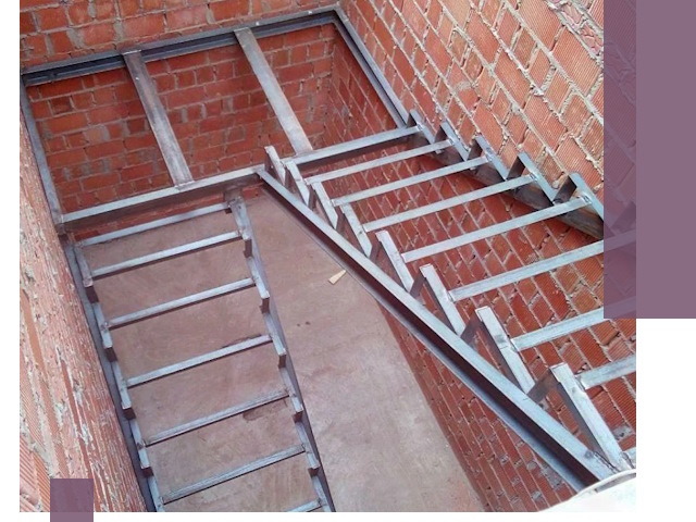 Монтаж металлических лестниц под ключ в Иркутске быстро и качественно