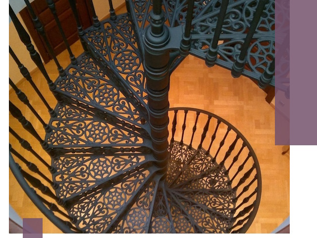 Винтовые лестницы под ключ в Иркутске: производство и монтаж