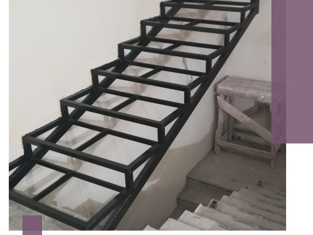 Демонтаж лестниц на металлокаркасе в Иркутске: быстрый вывоз и разбор