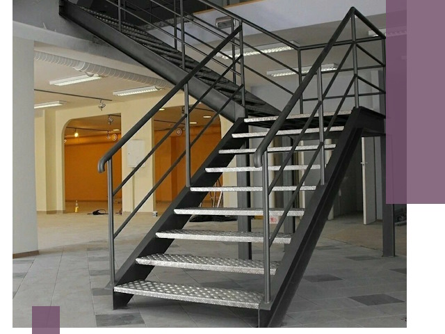 Лестницы для офиса в Иркутске: изготовление, монтаж, демонтаж