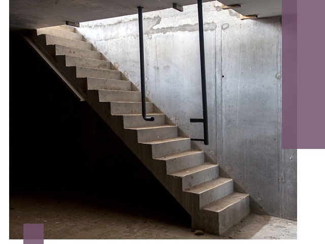 Изготовление и монтаж лестниц в подвале в Иркутске