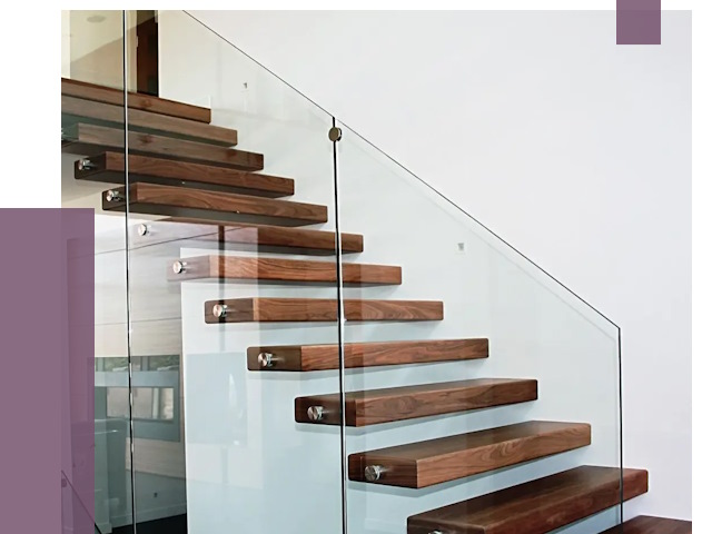 Стеклянные перила для лестницы в Иркутске от 15108 руб.