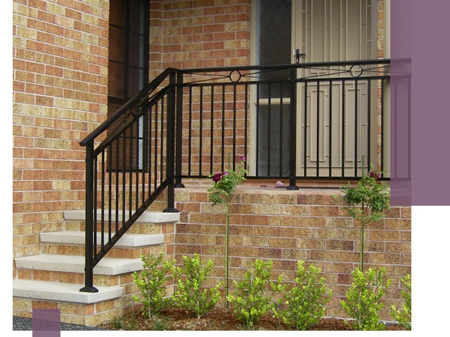 Уличные перила из металла под ключ в Иркутске