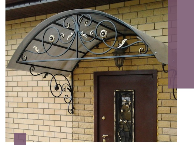 Изготовление козырьков из металла под ключ в Иркутске