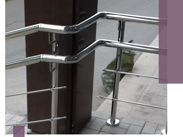 Монтаж поручней из нержавеющей стали в Иркутске качественно и быстро